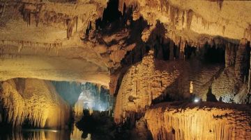 رئيس بلدية جعيتا: نحضر لحفل كبير في المغارة رئيس بلدية جعيتا: نحضر لحفل كبير في المغارة