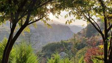 ميني صيفية في أول أيام تشرين الثاني