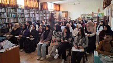 الأونروا أقامت ورشة عمل للشباب في منطقة صور الأونروا أقامت ورشة عمل للشباب في منطقة صور