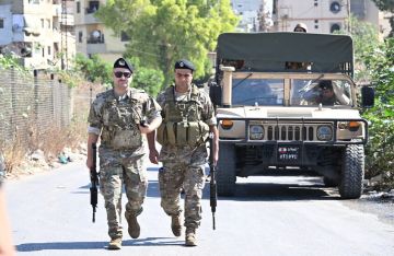 الجيش اللبناني يعتقل سوريين ويضبط أسلحة ومخدرات في عمليتين منفصلتين الجيش اللبناني يعتقل سوريين ويضبط أسلحة ومخدرات في عمليتين منفصلتين