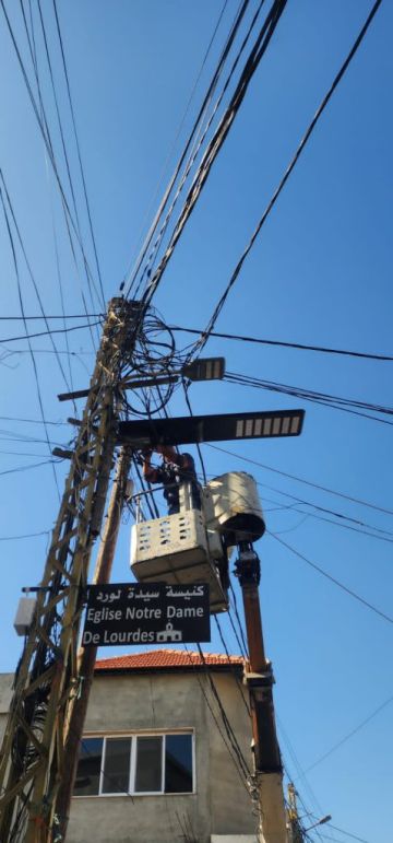 مبادرة إنمائية.. طوني فرنجيه يضيء كفردلاقوس بالطاقة الشمسية