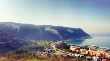 شرطة بلدية الهري أوقفت سيارة بحوزة ركابها مواد مخدرة