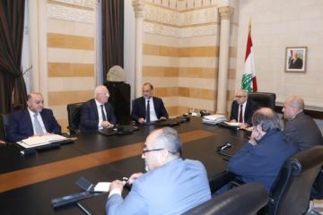 رسامني من السراي: تعهدنا إعداد خطة عاجلة لإنارة طريق ضهر البيدر وتوفير الملح والمازوت خلال شهرين رسامني من السراي: تعهدنا إعداد خطة عاجلة لإنارة طريق ضهر البيدر وتوفير الملح والمازوت خلال شهرين