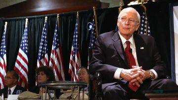 بعد وفاة ديك تشيني... صمت ترامب يثير جدلا