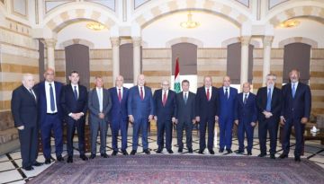 سلام يلتقي وفد غرفة التجارة والصناعة في طرابلس لدعم مسيرة الحكومة وتعزيز الاستثمارات