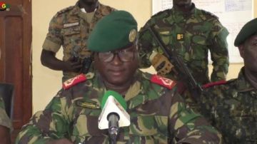 ضباط يعلنون عزل الرئيس في غينيا بيساو والسيطرة على السلطة