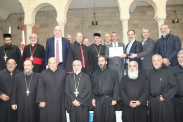 وزارة الزراعة سلمت بلدية زحلة شهادة اعلان المدينة مدينة عالمية للكرمة والنبيذ