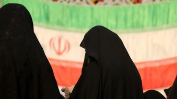 الزي الإلزامي... وهوية الوطن الزي الإلزامي... وهوية الوطن