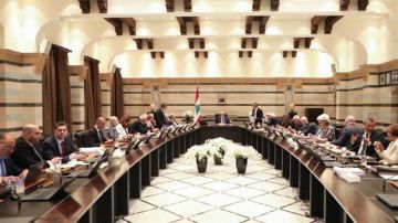 جلسة اليوم.. الاستقالة أو المقاطعة؟