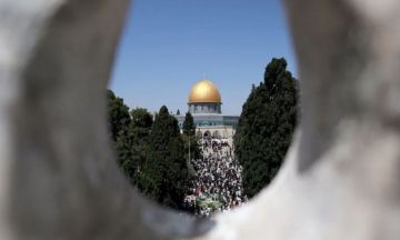 الإمارات تدين الاقتحامات الإسرائيلية لباحات المسجد الأقصى الإمارات تدين الاقتحامات الإسرائيلية لباحات المسجد الأقصى