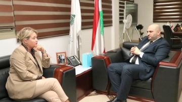 وزير الصحة بحث مع سفيرة بولندا في سبل التعاون