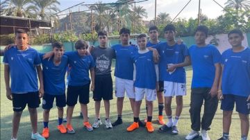 لقاء ودي بعنوان الأخلاق والروح الرياضية لقاء ودي بعنوان الأخلاق والروح الرياضية