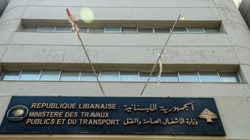 الأشغال تواصل أعمال التزفيت