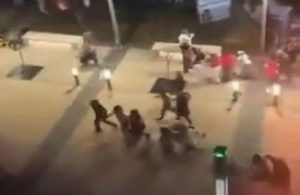 إصابات خطيرة في عيارات نارية خلال حفل إضاءة شجرة الميلاد في كونكورد الأميركية