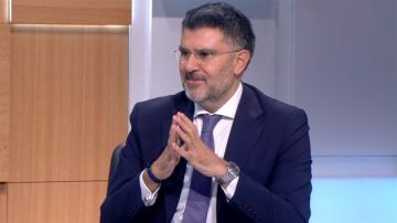 النشرة: تقدم المرشح إيلي بازرلي في الاستطلاعات قبل انتخابات نقابة المحامين في بيروت غدا النشرة: تقدم المرشح إيلي بازرلي في الاستطلاعات قبل انتخابات نقابة المحامين في بيروت غدا