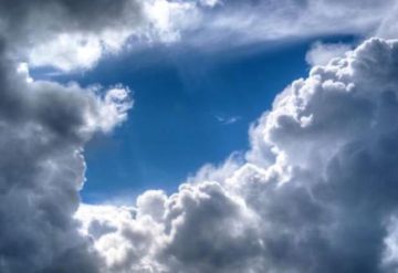 طقس خريفي مستقر قبل تأثير منخفض جوي مع أمطار وانخفاض بدرجات الحرارة طقس خريفي مستقر قبل تأثير منخفض جوي مع أمطار وانخفاض بدرجات الحرارة