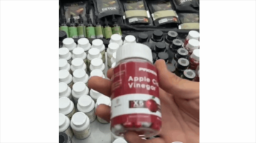 توقيف سيارة محملة بالمتممات الغذائية المزورة! توقيف سيارة محملة بالمتممات الغذائية المزورة!