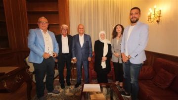 بهية الحريري تلتقي وفدا من بلدية الهلالية ورئيس المقاصد-صيدا