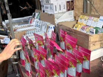 الريجي ضبطت مصنوعات تبغية مهربة ومزورة في الطريق الجديدة والرحاب