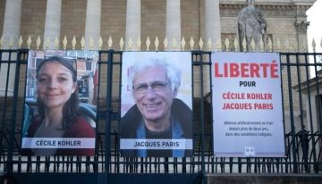 إيران تطلق سراح فرنسيين بعد ثلاث سنوات وماكرون يعلق!