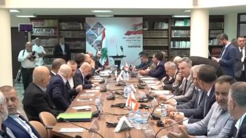 لقاء حول إعادة الإعمار... ورسائل سياسية - اجتماعية