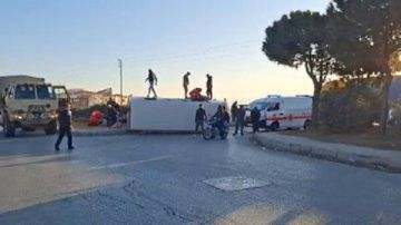 إصابة عشرات التلاميذ جراء اصطدام فان بحافلة طلاب على أوتوستراد زحلة