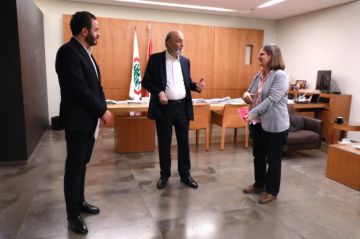 جعجع :يحذر من خطر التصعيد ويدعو إلى نزع السلاح وتعزيز شرعية الدولة في لبنان