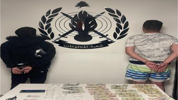 مروجا مخدرات في قبضة الأمن مروجا مخدرات في قبضة الأمن