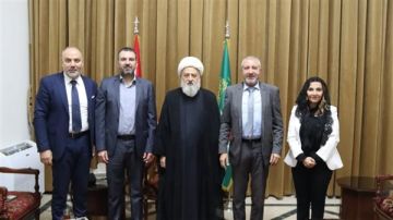 الشيخ الخطيب يستقبل وفد التيار الوطني الحر ويؤكد أولوية الحوار ووحدة الموقف الوطني الشيخ الخطيب يستقبل وفد التيار الوطني الحر ويؤكد أولوية الحوار ووحدة الموقف الوطني