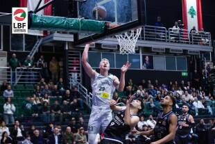 فوز الحكمة على بيروت فيرست 89-79 في بطولة السلة فوز الحكمة على بيروت فيرست 89-79 في بطولة السلة