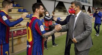 برشلونة يخطط لتمثال تاريخي لميسي خارج كامب نو برشلونة يخطط لتمثال تاريخي لميسي خارج كامب نو