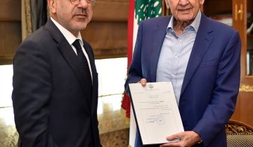 بري: للمطالبة بجلسة عاجلة لمجلس الأمن لتكريس الحق اللبناني وإدانة الخروق الإسرائيلية بري: للمطالبة بجلسة عاجلة لمجلس الأمن لتكريس الحق اللبناني وإدانة الخروق الإسرائيلية