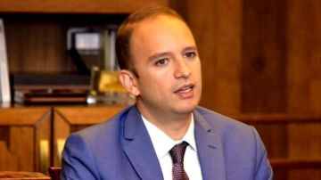 خضر: لإزالة المطبات على امتداد طريق رياق- القاع الدولية خضر: لإزالة المطبات على امتداد طريق رياق- القاع الدولية