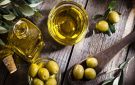 زيت الزيتون.. مفتاح الصحة وطول العمر - lb