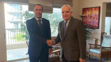 وزير الثقافة بحث مع مسؤول أممي بسبل تطبيق القرارات الدولية ودور الأمم المتحدة في لبنان