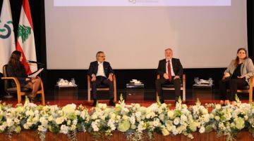 لقاء حواري في جامعة الحكمة يناقش دور الذكاء الاصطناعي في إعادة رسم مفهوم القيادة لقاء حواري في جامعة الحكمة يناقش دور الذكاء الاصطناعي في إعادة رسم مفهوم القيادة