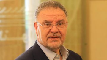 لقاء بين نائب الحزب وحاكم المركزي... ما حقيقة هذا الخبر؟ لقاء بين نائب الحزب وحاكم المركزي... ما حقيقة هذا الخبر؟