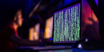 احتيال وتزوير خارجي والأمن يتحرك احتيال وتزوير خارجي والأمن يتحرك