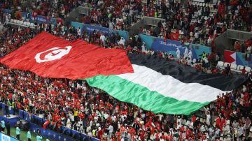 رسالة وحدة من لوسيل .. وتعادلان يخلطان أوراق المجموعة الأولى في كأس_العرب رسالة وحدة من لوسيل .. وتعادلان يخلطان أوراق المجموعة الأولى في كأس_العرب