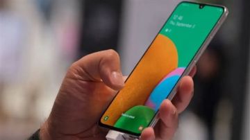 ضغط مراكز الذكاء الإصطناعي.. رام الهواتف مهددة بالتراجع