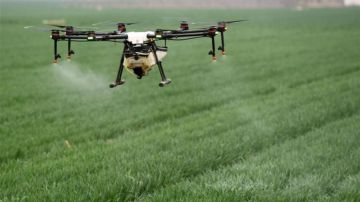 طائرات من دون طيار تدخل القطاع الزراعي! طائرات من دون طيار تدخل القطاع الزراعي!