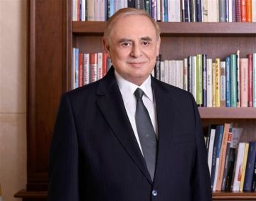 فريد البستاني: نثمن تأييد حاكم مصرف لبنان لقرار القاضي شعيتو ونطالب بتوسيعه ليشمل محامي المصارف ومدققي حساباتها فريد البستاني: نثمن تأييد حاكم مصرف لبنان لقرار القاضي شعيتو ونطالب بتوسيعه ليشمل محامي المصارف ومدققي حساباتها