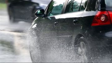 فضيحة جديدة ...إطارات غير صالحة تهدد حياة المواطنين