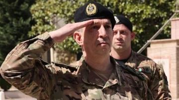 قائد الجيش بعد جولة السفراء في الجنوب: اكشفوا حقيقة الاعتداءات وادعمونا بالضغط على إسرائيل..