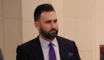 تيمور جنبلاط استقبل وفدين من الجبهة الديمقراطية لتحرير فلسطين والمجلس الإسلامي العلوي تيمور جنبلاط استقبل وفدين من الجبهة الديمقراطية لتحرير فلسطين والمجلس الإسلامي العلوي