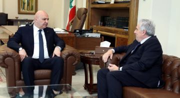 الرئيس عون استقبل سفير المكسيك والكويت