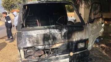 جنوبا: اندلاع حريق في فان.. واحتراقه بالكامل! (صور)