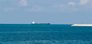 أثناء عمله على متن الباخرة.. وفاة إبراهيم إثر وعكة صحية مفاجئة (صورة) أثناء عمله على متن الباخرة.. وفاة إبراهيم إثر وعكة صحية مفاجئة (صورة)