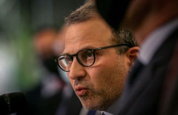 باسيل يتحدث عن احتلال سوري جديد للبنان ويحذر من رهانات تمس سيادة بلاده واستقلالها باسيل يتحدث عن احتلال سوري جديد للبنان ويحذر من رهانات تمس سيادة بلاده واستقلالها