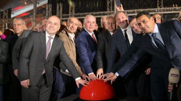 مخزومي: إضاءة شجرة الميلاد في ساحة الشهداء تذكر بأن الأمل موجود مخزومي: إضاءة شجرة الميلاد في ساحة الشهداء تذكر بأن الأمل موجود